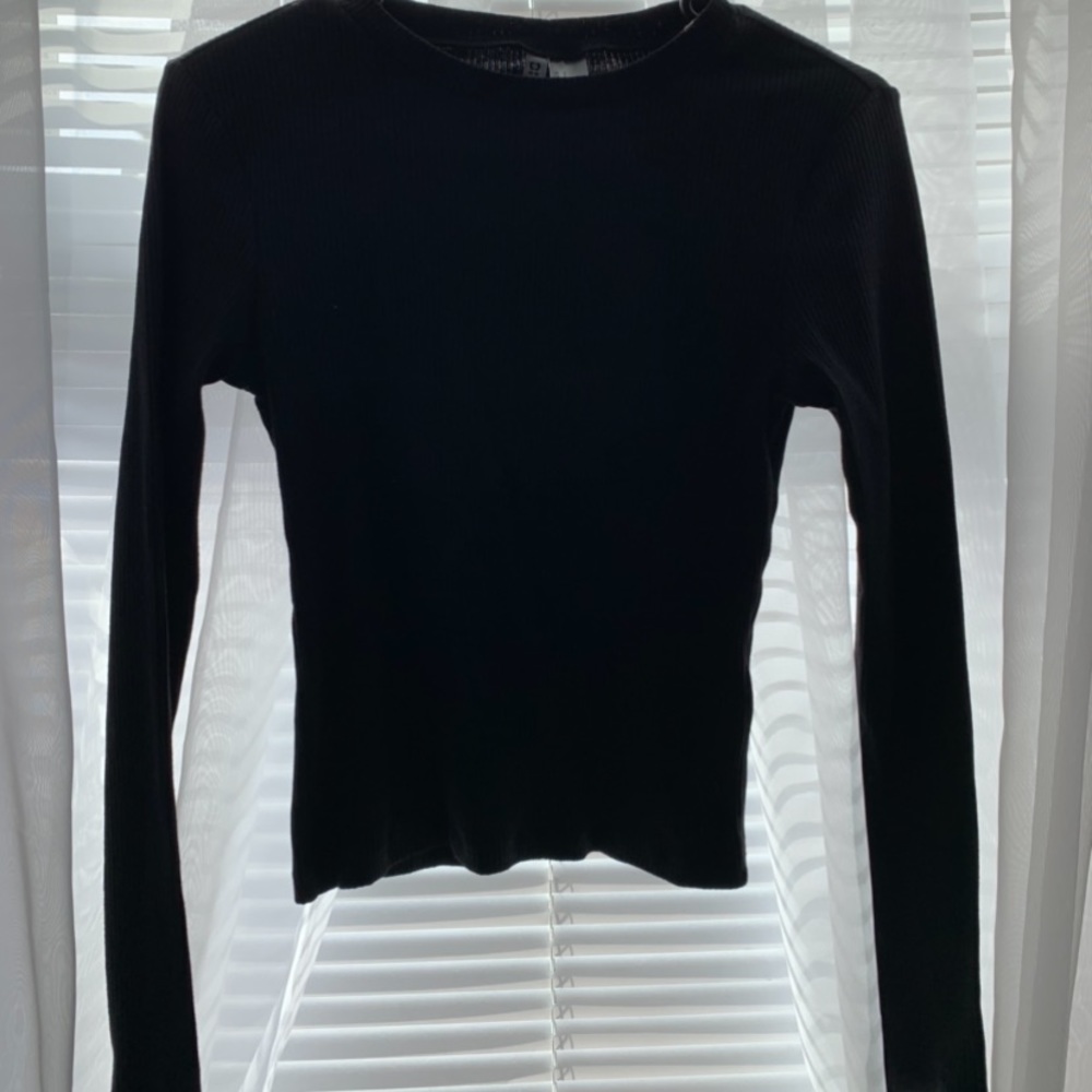 Divided (H&M) Black Long Sleeve Shirt